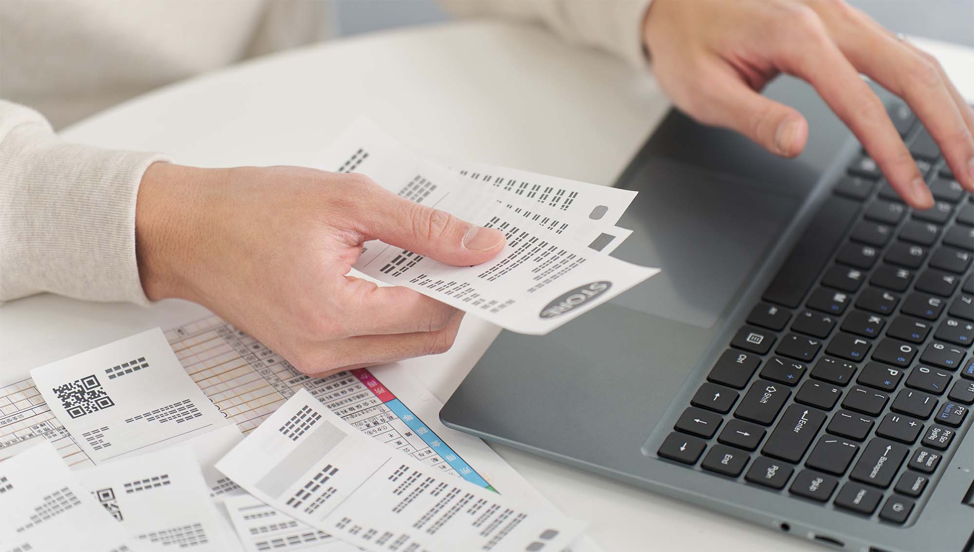 Read more about the article The Evolution of Invoice Processing